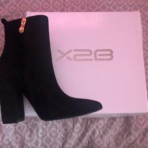NIB Black Booties